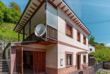 Casa en  La Ara, Asturias