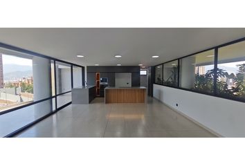 Apartment for rent in El Tesoro, Medellín