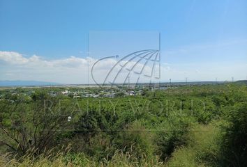 Lote de Terreno en  Colinas Del Aeropuerto, Pesquería