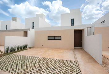 Casa en condominio en  Calle 22, Conkal, Yucatán, 97345, Mex