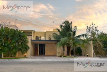 Casa en condominio en  Komchen, Mérida, Yucatán