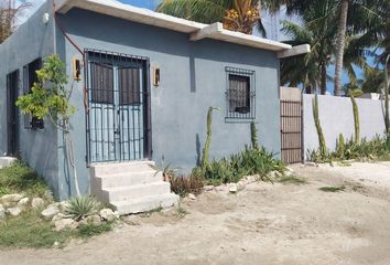 Casa en  Calle 24, Yucalpetén Puerto, Progreso, Yucatán, 97336, Mex