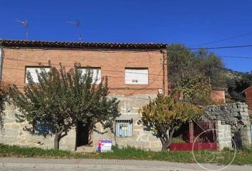 Chalet en  Navalmoral De La Sierra, Avila Provincia