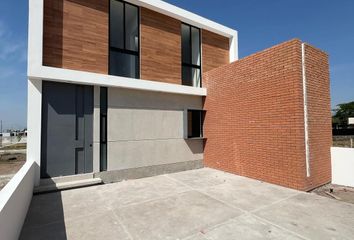 Casa en  Circuito Chanal, Residencial La Primavera, El Chanal, Colima, 28610, Mex