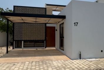 Casa en condominio en  Carretera Mérida - Tizimín, Yaxkukul, Yucatán, 97349, Mex