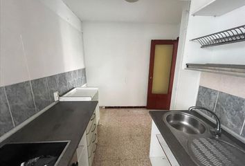 Piso en  Cerro-amate, Sevilla