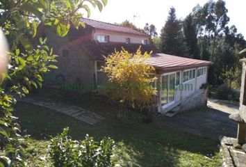 Chalet en  A Lama, Pontevedra Provincia