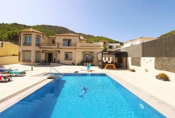 Chalet en  Alhaurin De La Torre, Málaga Provincia