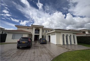Casa en Calle 238 52 65, Bogotá, D.c., Distrito Capital, Col
