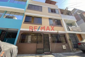 Casa en  San Juan De Lurigancho, Lima