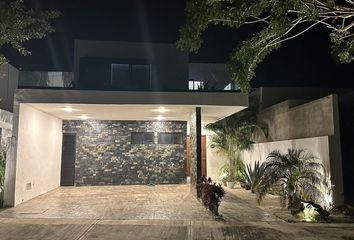 Casa en  Calle 12-d 100, Cholul, Mérida, Yucatán, 97305, Mex