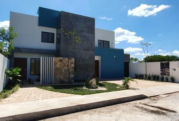 Casa en condominio en  Carretera Conkal - Chicxulub Puerto, Conkal, Yucatán, 97347, Mex