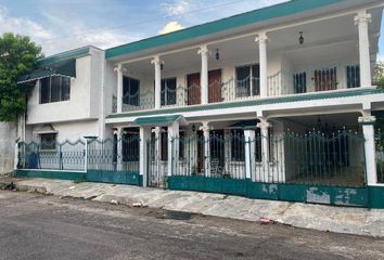 Casa en  Plaza Principal Del Barrio De San Sebastián. 'k'íiwik San Sebastián', 72, San Sebastián, Mérida, Yucatán, 97000, Mex