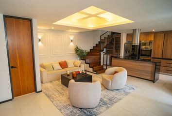 Apartment for rent in Loma de los Bernal, Medellín