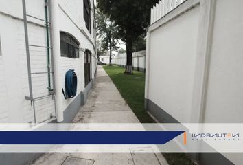 Nave en  Santiago Zapotitlán, Tláhuac