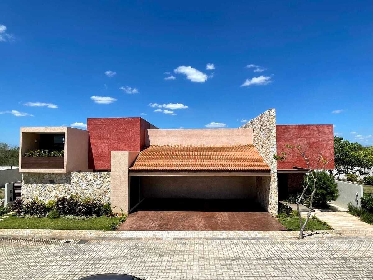 venta Casa en Pueblo Chablekal, Mérida, Yucatán (EB-UE7116)- icasas.mx