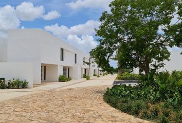 Casa en  Carretera Conkal - Chicxulub Puerto, Mérida, Yucatán, 97305, Mex