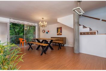 Casa en Aguacatala, Medellín