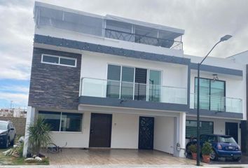 Casa en  San Juan Aquiahuac, San Andrés Cholula