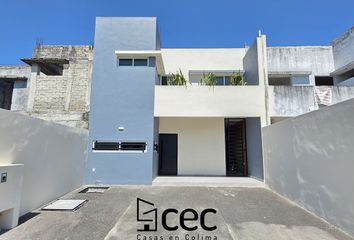 Casa en  Calle Xoloapan, Las Lagunas, Ciudad De Villa De Álvarez, Villa De Álvarez, Colima, 28979, Mex