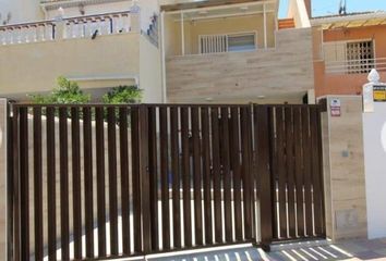 Chalet en  Distrito 3 - Playas - La Mata, Torrevieja