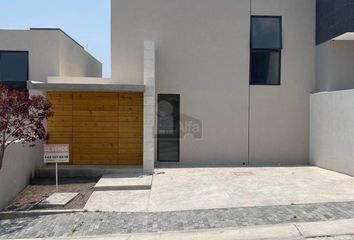 Casa en  Cañadas Del Lago, Corregidora, Querétaro