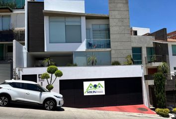 Casa en  Boulevard Hernán Cortés, Lomas Verdes Quinta Sección-la Concordia, Naucalpan De Juárez, México, 53126, Mex