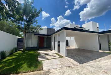 Casa en  Carretera Xcunyá - Santa María Yaxché - Tamanché - Ejido T. Mérida Progreso, Mérida, Yucatán, Mex