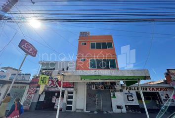 Local comercial en  Avenida De La Luz, Colinas Del Poniente, Santiago De Querétaro, Querétaro, 76116, Mex