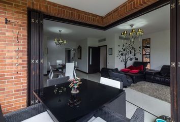 Apartamento en  Ciudad Jardín, Cali