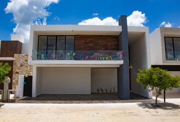 Casa en condominio en  Calle 18 108-108, Cholul, Mérida, Yucatán, 97305, Mex