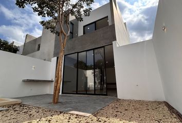 Casa en condominio en  Yucatán Country Club, Mérida, Yucatán