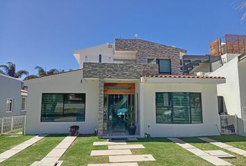 Casa en  Pueblo Cajititlán, Tlajomulco De Zúñiga