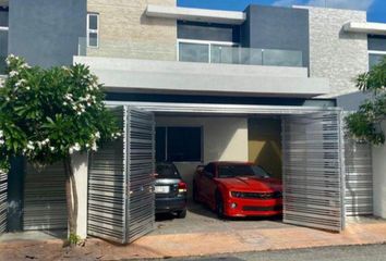 Casa en  Fraccionamiento Montebello, Mérida, Mérida, Yucatán