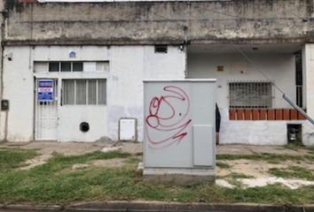 Casa en  Calle Hipolito Yrigoyen, Buenos Aires, Ciudad Autónoma De Buenos Aires, Arg