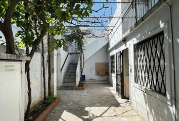 Casa en  Calle Hipolito Yrigoyen, Buenos Aires, Ciudad Autónoma De Buenos Aires, Arg