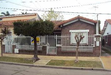 Casa en  Castelar, Partido De Morón