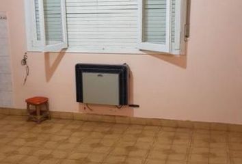 Departamento en  Calle Gaucho Cruz 5530, Caseros, Tres De Febrero, B1682, Provincia De Buenos Aires, Arg