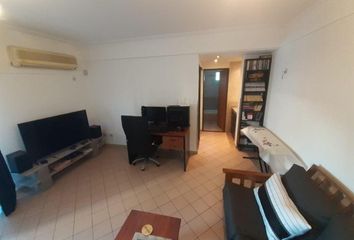 Departamento en  Calle San Miguel Garicoits 1201-1299, Caseros, Tres De Febrero, B1682, Provincia De Buenos Aires, Arg