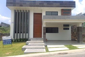 Casa en  Atlahuacan, Lomas De Cocoyoc, Morelos