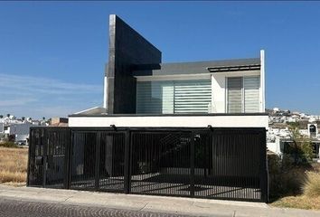 Casa en  Fraccionamiento Cumbres Del Lago, Municipio De Querétaro