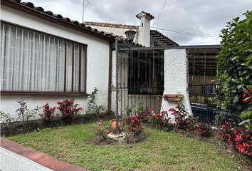 Casa en  Chicó Alto, Bogotá