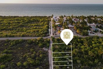 Lote de Terreno en  Calle 20, Telchac Puerto, Yucatán, Mex