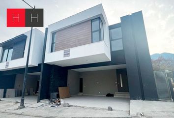 Casa en  Calle El Barro 920-1500, El Barro, Monterrey, Nuevo León, 64997, Mex