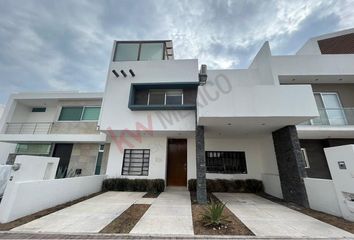 Casa en  Bio Grand Juriquilla, Juriquilla, Querétaro