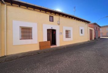 Chalet en  Valdemora, León Provincia