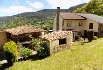 Chalet en  Careses, Asturias