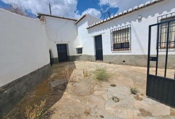 Chalet en  Guadix, Granada Provincia