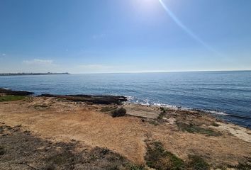 Chalet en  Distrito 2 - Urbanizaciones - Los Naúfragos, Torrevieja