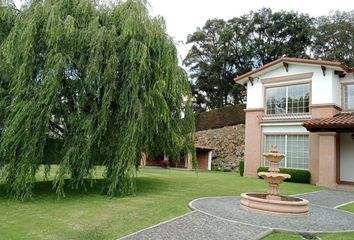 Casa en condominio en  Calle Caraday, Fraccionamiento Y Club De Golf Los Encinos, Lerma, México, 52005, Mex
